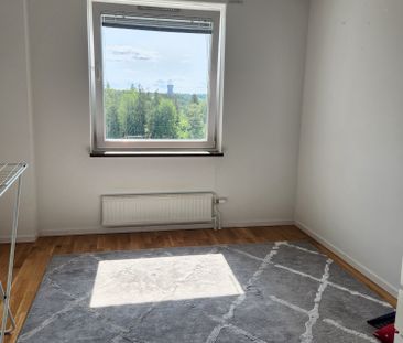 Tegvägen, Södertälje - Photo 2