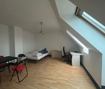 Studio meublé de 32 m2 dans le vieux lille avec parking réf G603 - Photo 2