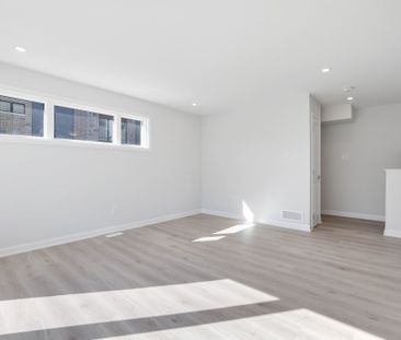 For Lease - 917 Creekway Private, Kanata, Ontario - Photo 2