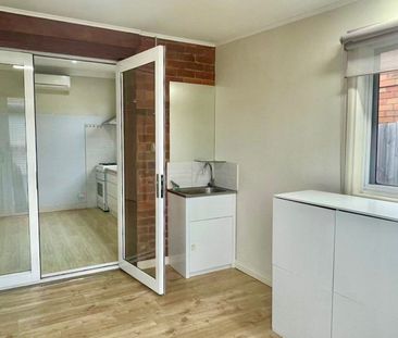 Two-Bedroom Unit for Rent - Convenient Ormond Location - Photo 6