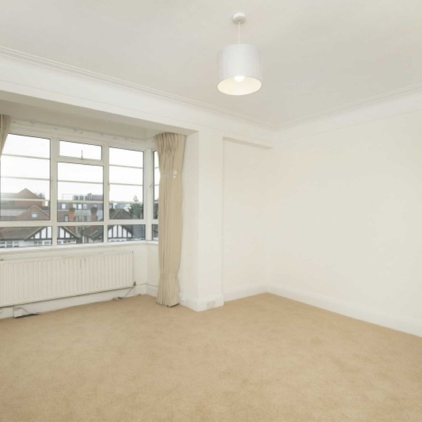 Woodside, Wimbledon, SW19, London - Photo 1