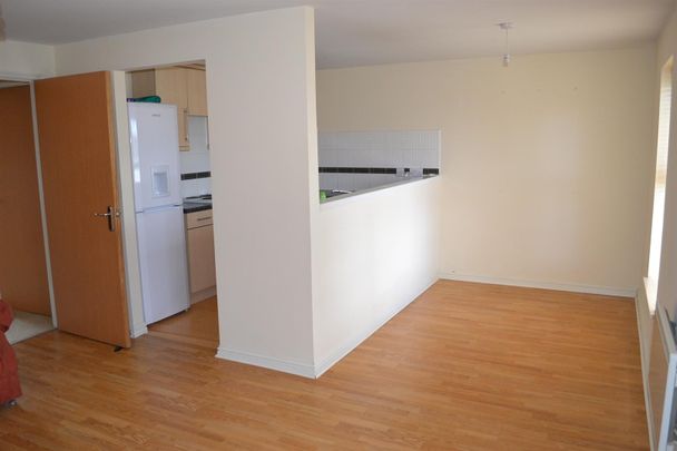 2 Bedroom Apartment for Rent - Photo 1