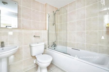 2 bedroom flat to rent - Photo 5