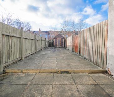 2 bedroom terraced house to rent - Photo 5