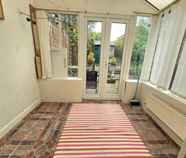 2 bedroom terraced house to rent - Photo 4