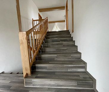 *** Schöne 2-Raum-Dachgeschosswohnung in Neukirchen *** - Foto 1