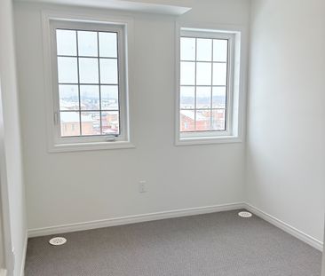For Lease - 4320 Ebenezer Road Unit# 3, Brampton, Ontario - Photo 4