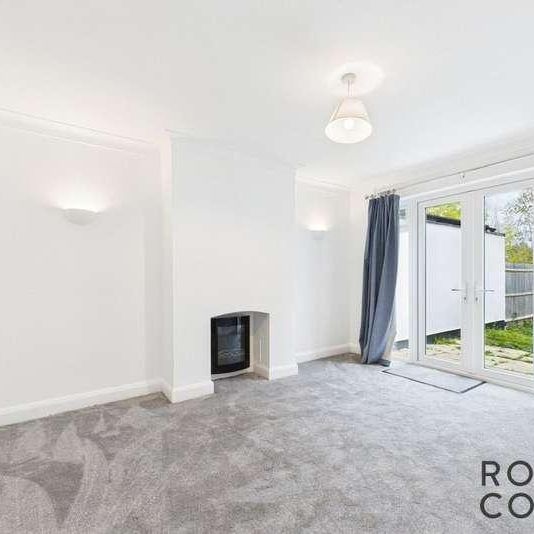 East Towers, Pinner, HA5 - Photo 1