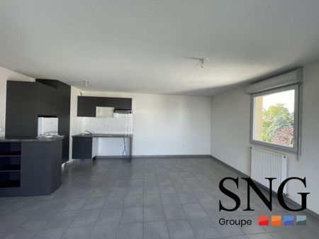 T3 AVEC BALCON + PARKING - Photo 5
