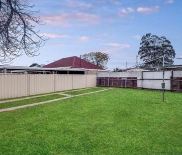 West Croydon - Photo 1