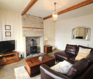 2 bedroom end of terrace house to rent - Photo 3