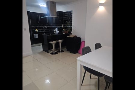 Room in a Shared Flat, Commercial Street, E1 - Photo 3