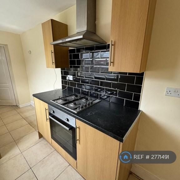 2 bedroom bungalow to rent - Photo 2