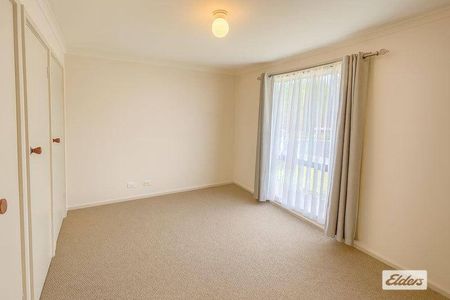 Freshly updated and low maintenance living - Photo 3