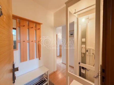 K PRONÁJMU - příjemný světlý byt 2+kk (42 m - Fotografie 2