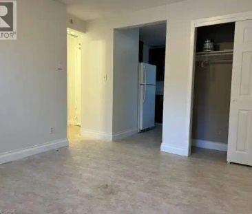 3 ROBINSON Street N Unit# 1 | 3 ROBINSON Street N Unit# 1, Niagara ... - Photo 1