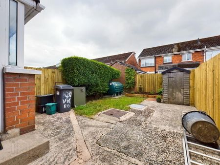 104 Victoria Road, Sydenham, Belfast, BT4 1QW - Photo 2