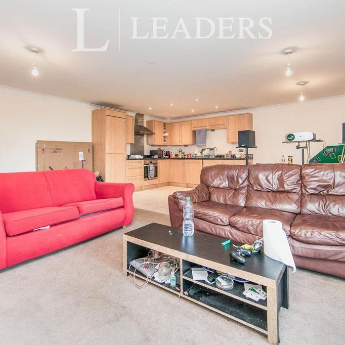 2 bedroom flat to rent - Photo 1
