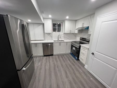 For Lease - 40 Cotswold Court, Halton Hills, Ontario - Photo 4