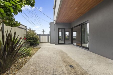 21 Chaucer Street, Hamlyn Heights - Photo 3