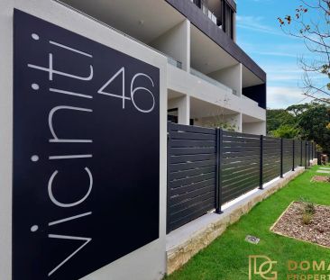 “Designer Living Apartment” - Photo 1