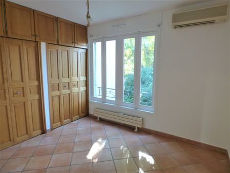 Location Maison 5 pièces 158m² MARSEILLE 13ème - Photo 3