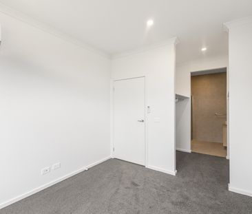 5A Eiffel Avenue, Bonnie Brook VIC 3335 - House For Rent | Domain - Photo 3