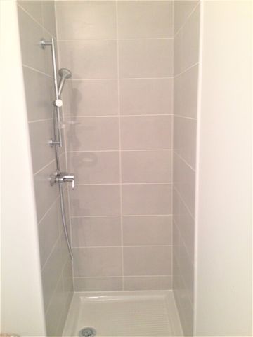 Location Appartement 2 pièces 40m² MARSEILLE 11ème - Photo 5