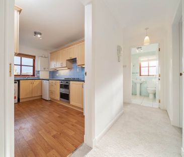 Price £945 pcm - Available Now - Unfurnished - Photo 5