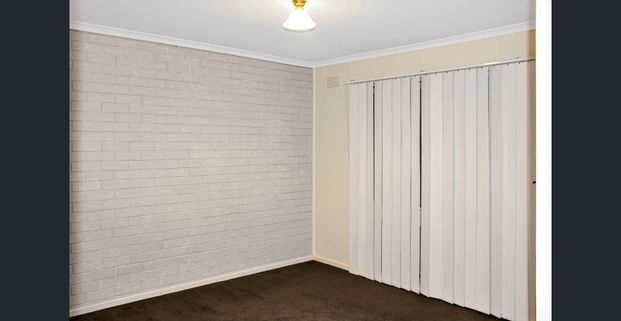 TWO BEDROOM UNIT IN PRIME LOCATION - Photo 1
