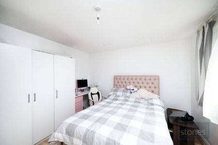 Birse Crescent, London - Photo 5