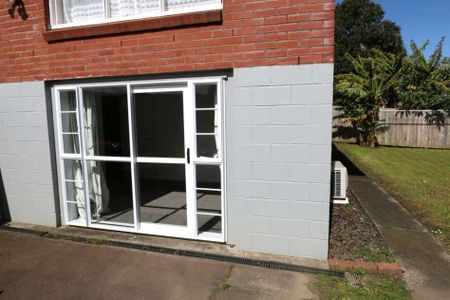 Three bedroom basement unit - Photo 5