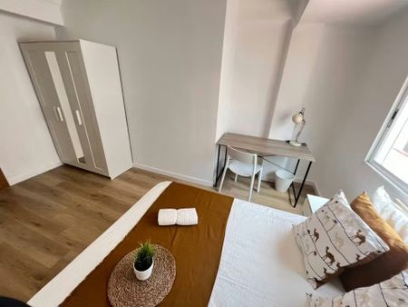 Carrer de Sant Joan Bosco, Valencia, Valencian Community 46019 - Foto 2