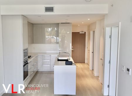 Condo in Vancouver West Side, BC - Photo 5