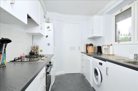 2 Bed Flat, Vermont Road, SW18 - Photo 4