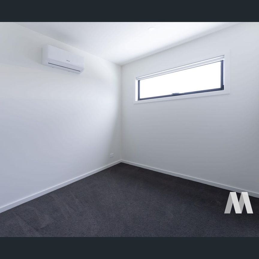 16 Farranreigh Street, Woodstock, Vic 3751 - Photo 1