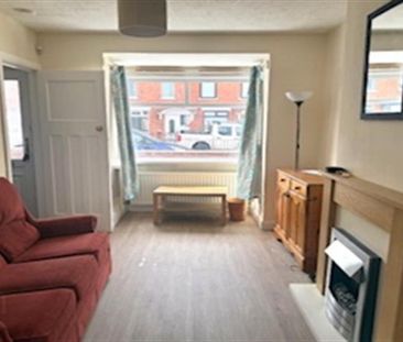 25 Oakdene Parade, Belfast, BT4 1LB - Photo 2