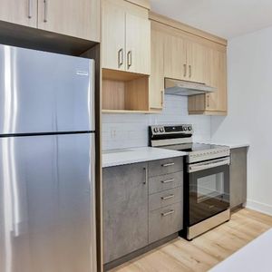 1 MOIS GRATUIT - SAINT-CHARLES-BORROMÉE - APPARTEMENT 4½ À LOUER - Photo 2