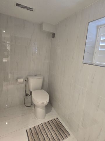 For Lease - 1078 Sawyer Avenue, Mississauga, Ontario - Photo 4