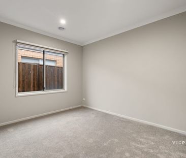 Impressive Family Home with Multiple Living Zones - Photo 5