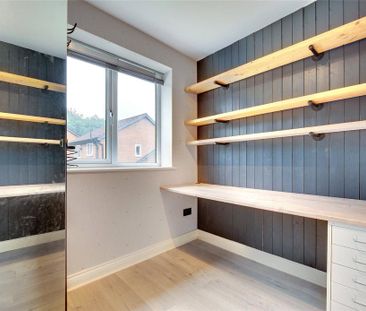 4 bedroom semi-detached house to rent - Photo 5