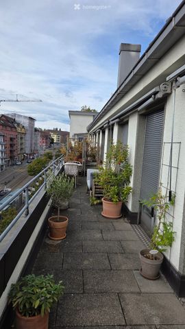 Möblierte 3.5-Zi-Wohnung am Schaffhauserplatz (Kreis 6) zur Untermiete - Photo 4