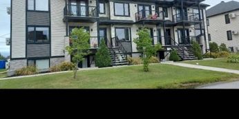 Superbe Condo 4 1/2 Pour Gens 50 Ans Et - Photo 3