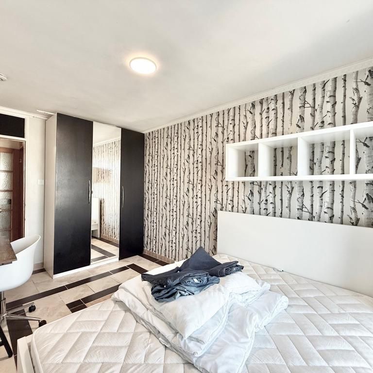 4 bedroom flat to rent - Photo 1