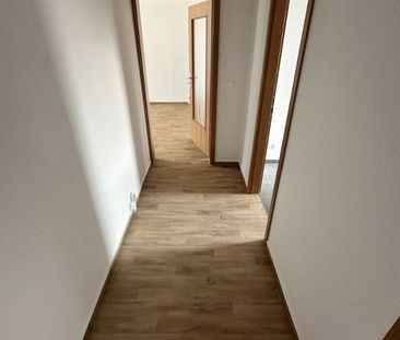 Frisch sanierte 2-Raumwohnung mit Balkon - Foto 4