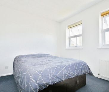 2 bedroom House To Let - Photo 5