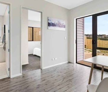 Spacious 2-Bedroom Granny Flat – Quiet & Private - Photo 3