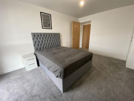 3 bedroom apartment to rent - Photo 5