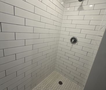 For Lease - 28B Fleming Avenue, Brampton, Ontario - Photo 4