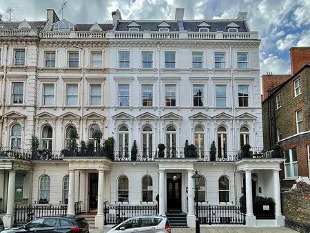 Prince Of Wales Terrace, Kensington, London, W8 - Photo 4